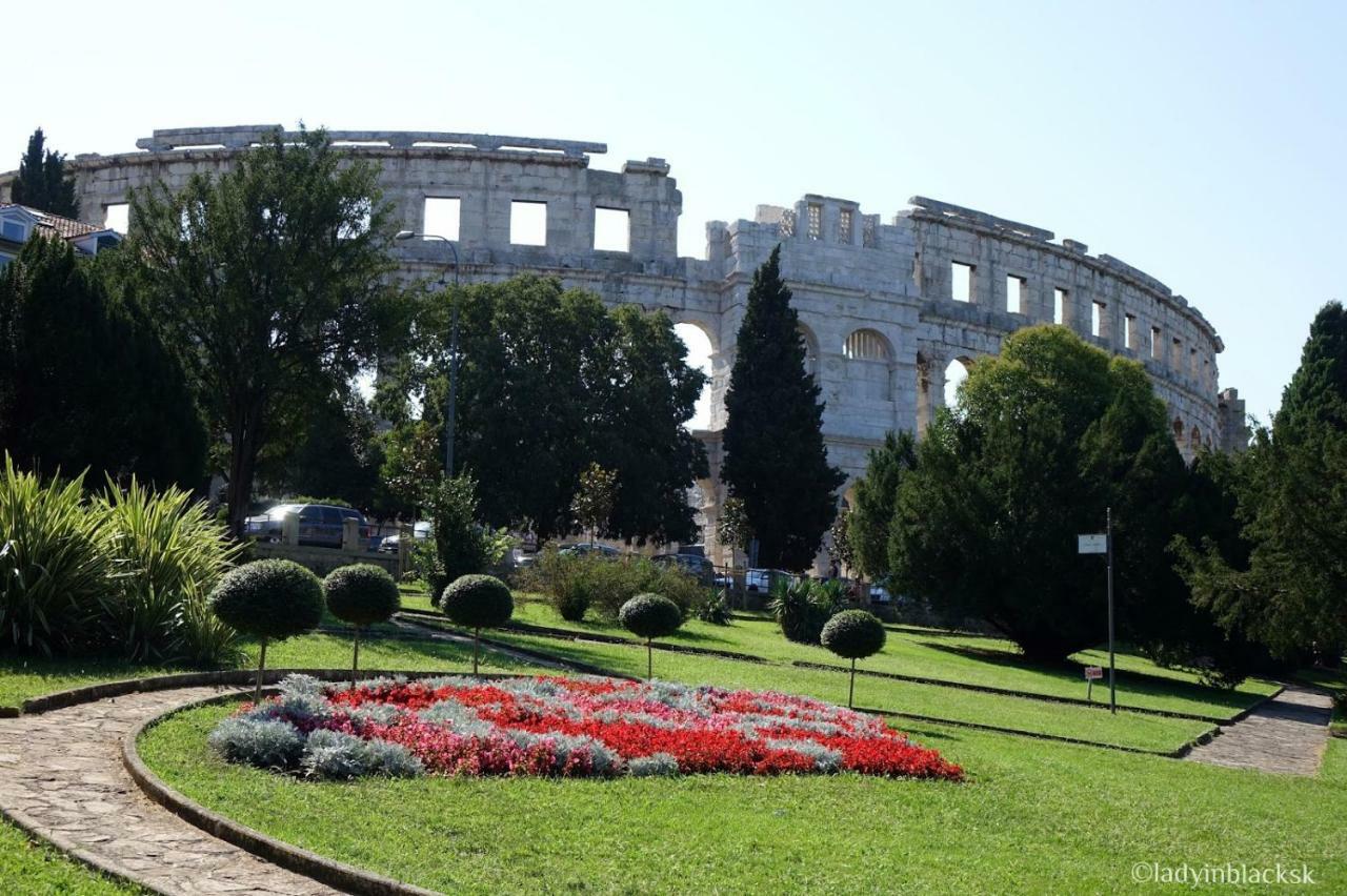Apartmán Pietas Iulia Pula Exteriér fotografie
